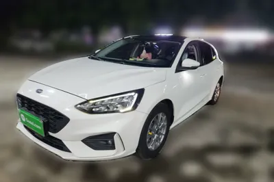 Ford Focus · 2021 год