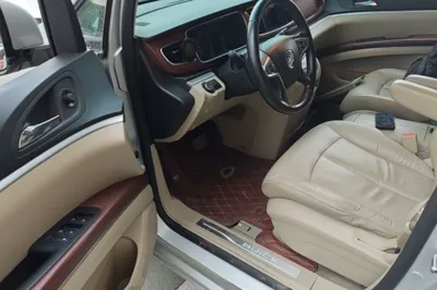 Buick GL8 2017, 119200 км, за 68938.21 CNY - фото 18