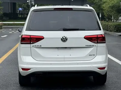 Volkswagen Touran 2018, 92000 км, за 49800 CNY - фото 6