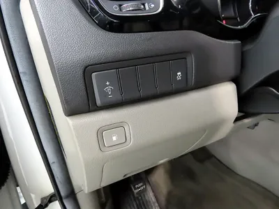 Kia Canival 2016, 180110 км, за 8800000 KRW - фото 14