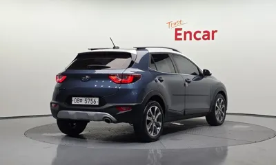 Kia Stonic 2018, 138643 км, за 7500000 KRW - фото 2