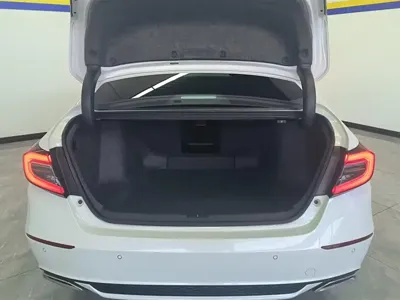 Honda Accord 2022, 60300 км, за 106800 CNY