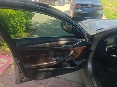 BMW 5 Series 2018, 106199 км, за 145500 CNY - фото 7