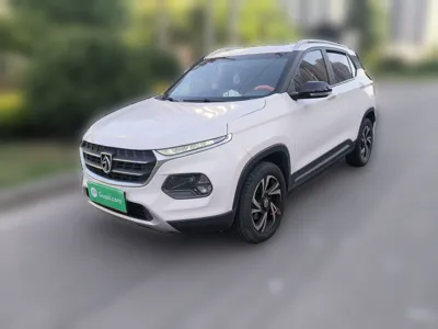 Baojun 510 2017, 58700 км, за 23433.48 CNY - фото 1