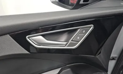 Audi Q4 e-tron 2023, 39130 км, за 38900000 KRW - фото 29