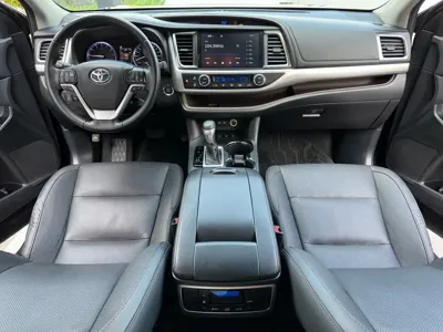 Toyota Highlander 2021, 78000 км, за 155000 CNY - фото 6
