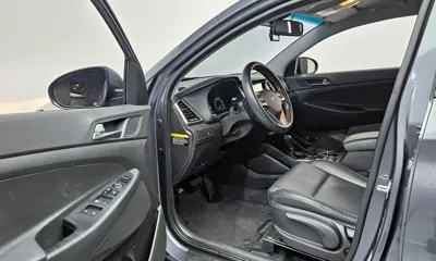 Hyundai Tucson 2018, 79403 км, за 9900000 KRW - фото 10