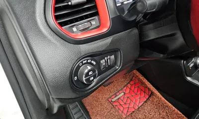 Jeep Renegade 2018, 97511 км, за 9900000 KRW - фото 27