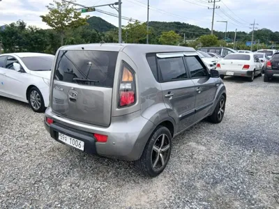 Kia Soul 2011, 113220 км, за 2200000 KRW - фото 5