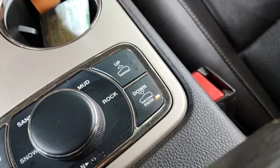 Jeep Cherokee 2015, 114682 км, за 13700000 KRW - фото 16