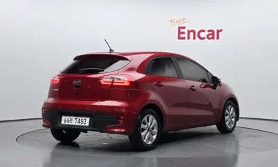 Kia Pride 2015, 34386 км, за 7990000 KRW