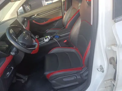 Geely Auto Emgrand S 2021, 37400 км, за 50373.44 CNY - фото 12