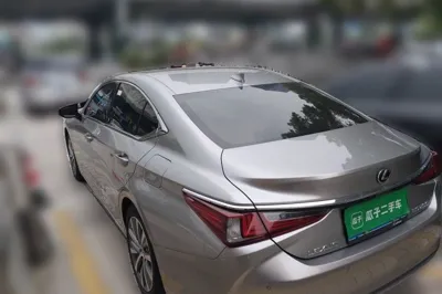 Lexus ES 2020, 121600 км, за 128490.92 CNY - фото 4