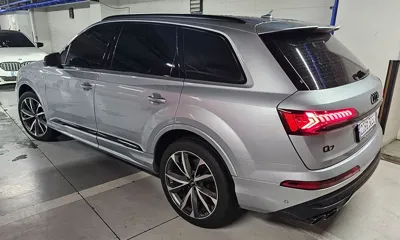 Audi Q7 2023, 30089 км, за 71000000 KRW