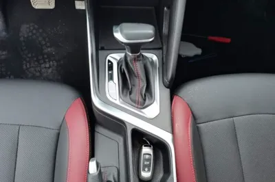 Geely Auto Vision X3 2021, 56500 км, за 47198.3 CNY - фото 17