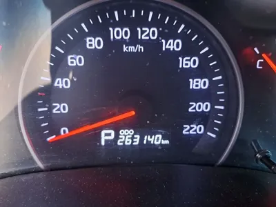 Kia Canival 2014, 263140 км, за 3300000 KRW