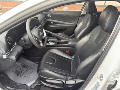 Hyundai Elantra 2024, 30000 км, за 51800 CNY - фото 8