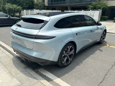 Nio ET5T 2024, 30000 км, за 129800 CNY