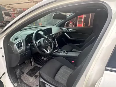 Mazda CX-4 2017, 110000 км, за 41800 CNY