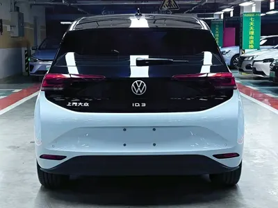 Volkswagen ID.3 2023, 28000 км, за 69200 CNY