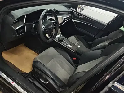Audi A6L 2023, 101600 км, за 230000 CNY - фото 9