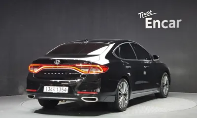 Hyundai Grandeur 2017, 102870 км, за 13800000 KRW