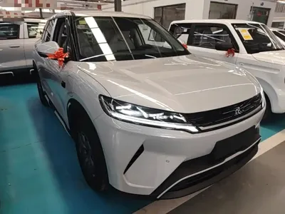 BYD Yuan Up 2026, 100 км, за 83000 CNY - фото 4