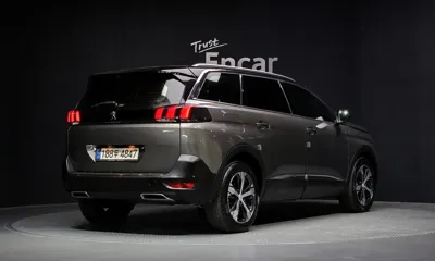 Peugeot 5008 2021, 27994 км, за 18850000 KRW
