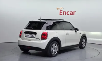 MINI Cooper 2016, 118046 км, за 6900000 KRW