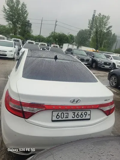 Hyundai Grandeur 2012, 135269 км, за 5800000 KRW