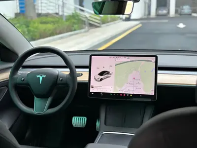 Tesla Model 3 2021, 99000 км, за 109800 CNY - фото 16