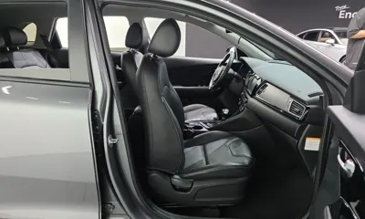 Kia Niro 2018, 88573 км, за 13900000 KRW - фото 11