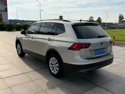 Volkswagen Tiguan L 2017, 90000 км, за 49800 CNY - фото 7