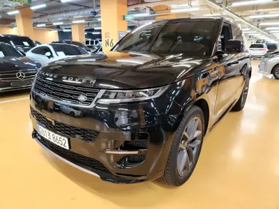 Land Rover Range Rover Sport 2025, 8300 км, за 151000000 KRW