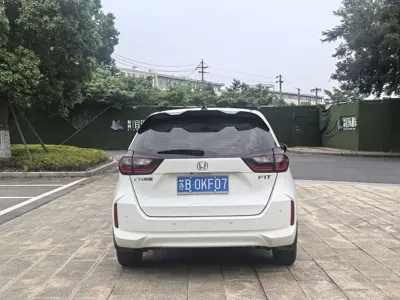 Honda Fit 2021, 60000 км, за 43800 CNY - фото 6