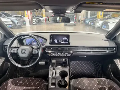 Honda Civic 2023, 11900 км, за 86800 CNY - фото 8