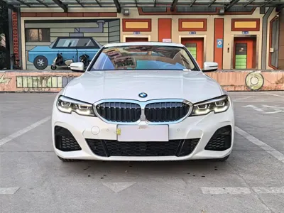 BMW 3 Series 2022, 48000 км, за 141800 CNY