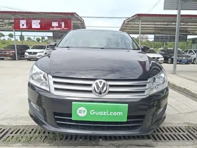 Volkswagen Santana 2016, 132300 км, за 21400 CNY