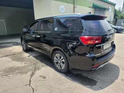 Kia Canival 2019, 173255 км, за 31750000 KRW