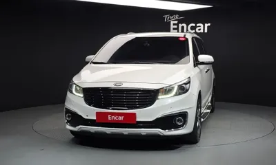 Kia Canival 2017, 90309 км, за 12500000 KRW - фото 3