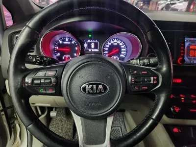 Kia Canival 2016, 225000 км, за 5900000 KRW - фото 13