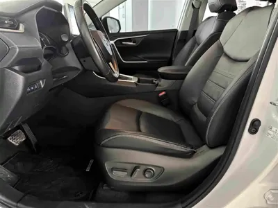 Toyota RAV4 2022, 13000 км, за 106800 CNY - фото 8