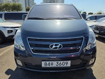 Hyundai Starex · 2017 год