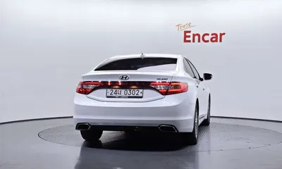 Hyundai Grandeur 2017, 116993 км, за 9900000 KRW