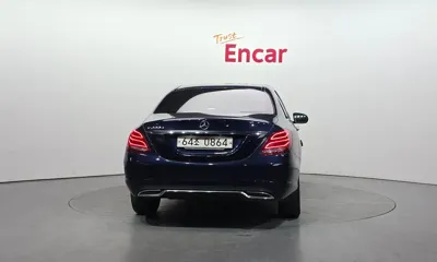 Mercedes-Benz C-Class 2016, 88936 км, за 15400000 KRW