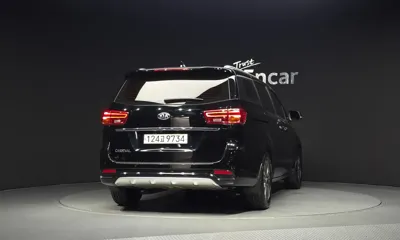 Kia Canival 2020, 24107 км, за 17000000 KRW