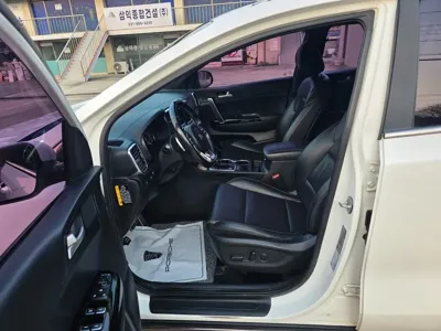 Kia Sportage 2019, 187550 км, за 12900000 KRW - фото 12