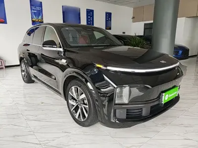 Li Auto Li L8 2023, 60599 км, за 200600 CNY