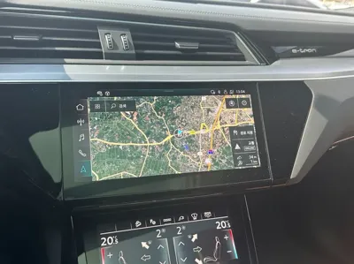 Audi Q8 e-tron 2024, 23000 км, за 78000000 KRW - фото 15