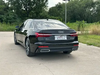 Audi A6L 2021, 54000 км, за 215500 CNY